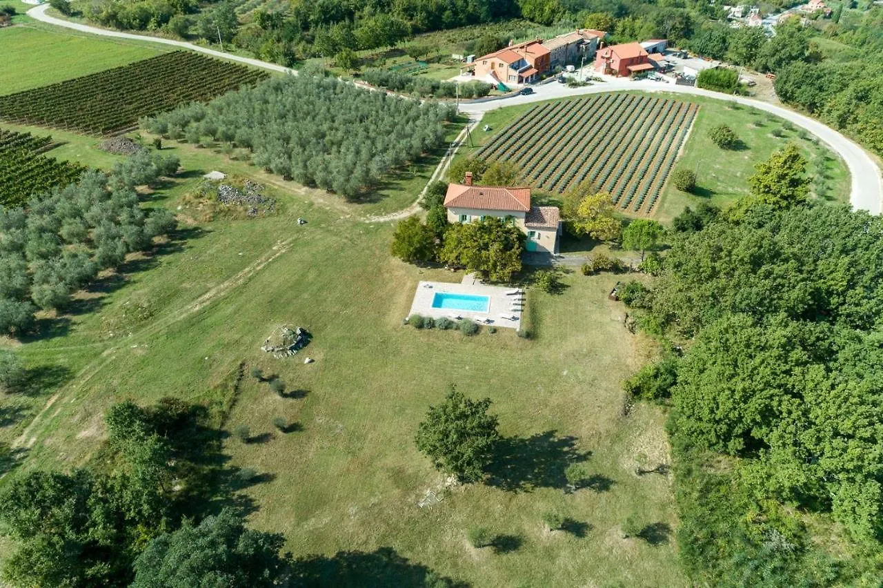 Villa Stancija Klis Vizinada 0*,  Croatia